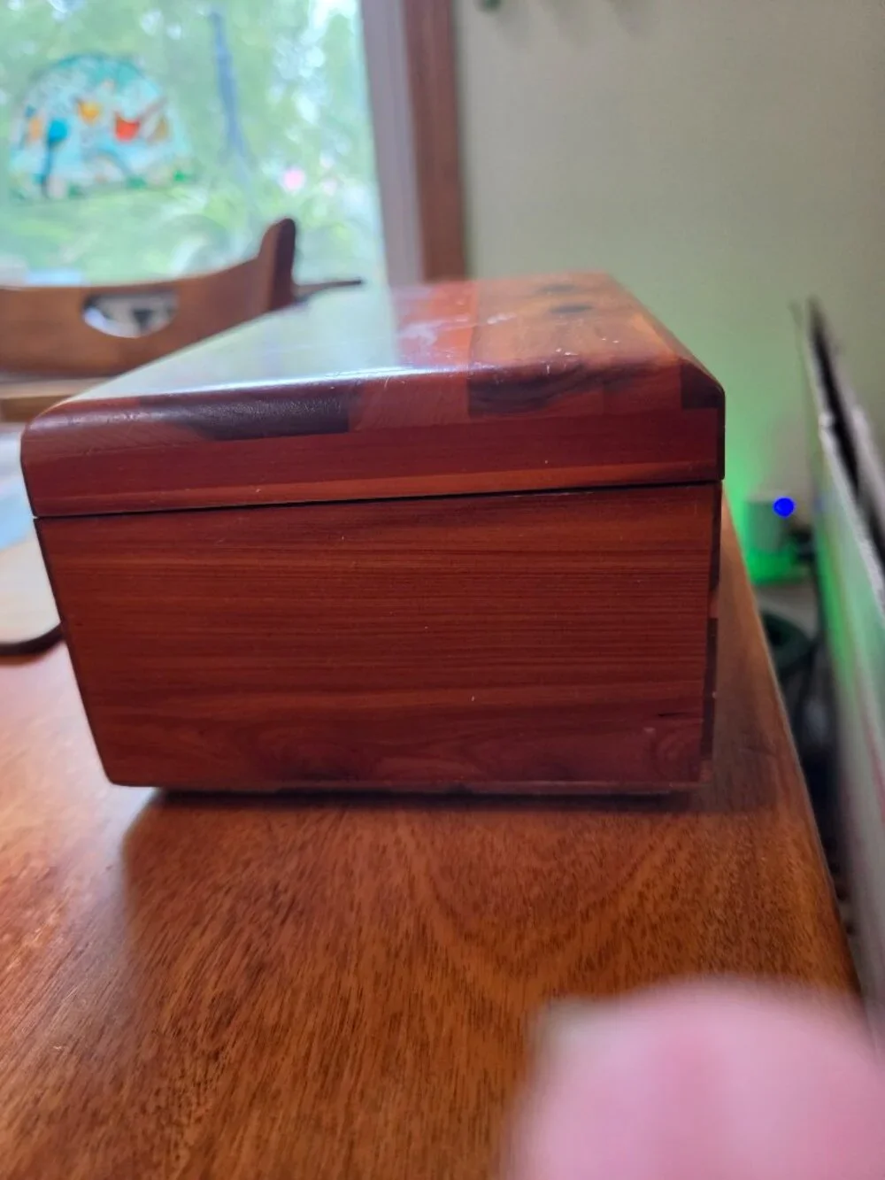 lane cedar wood keepsake box some ware on outside key does not work